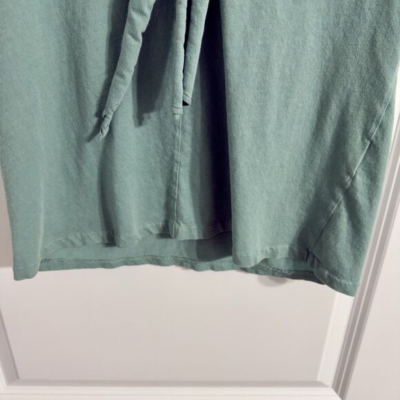 Ralph Lauren Sport Women’s Shirt V-Neck with A Front Knot Tie Detail. Medium - Picture 10 of 12